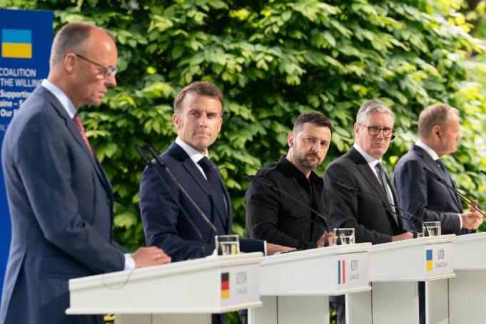 Zelensky offers to meet Putin in Turkiye